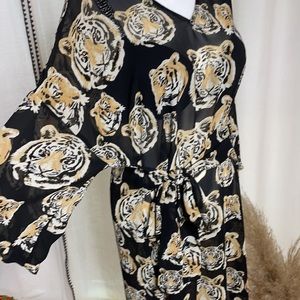 Wildcat Cover Up No Tag One Size